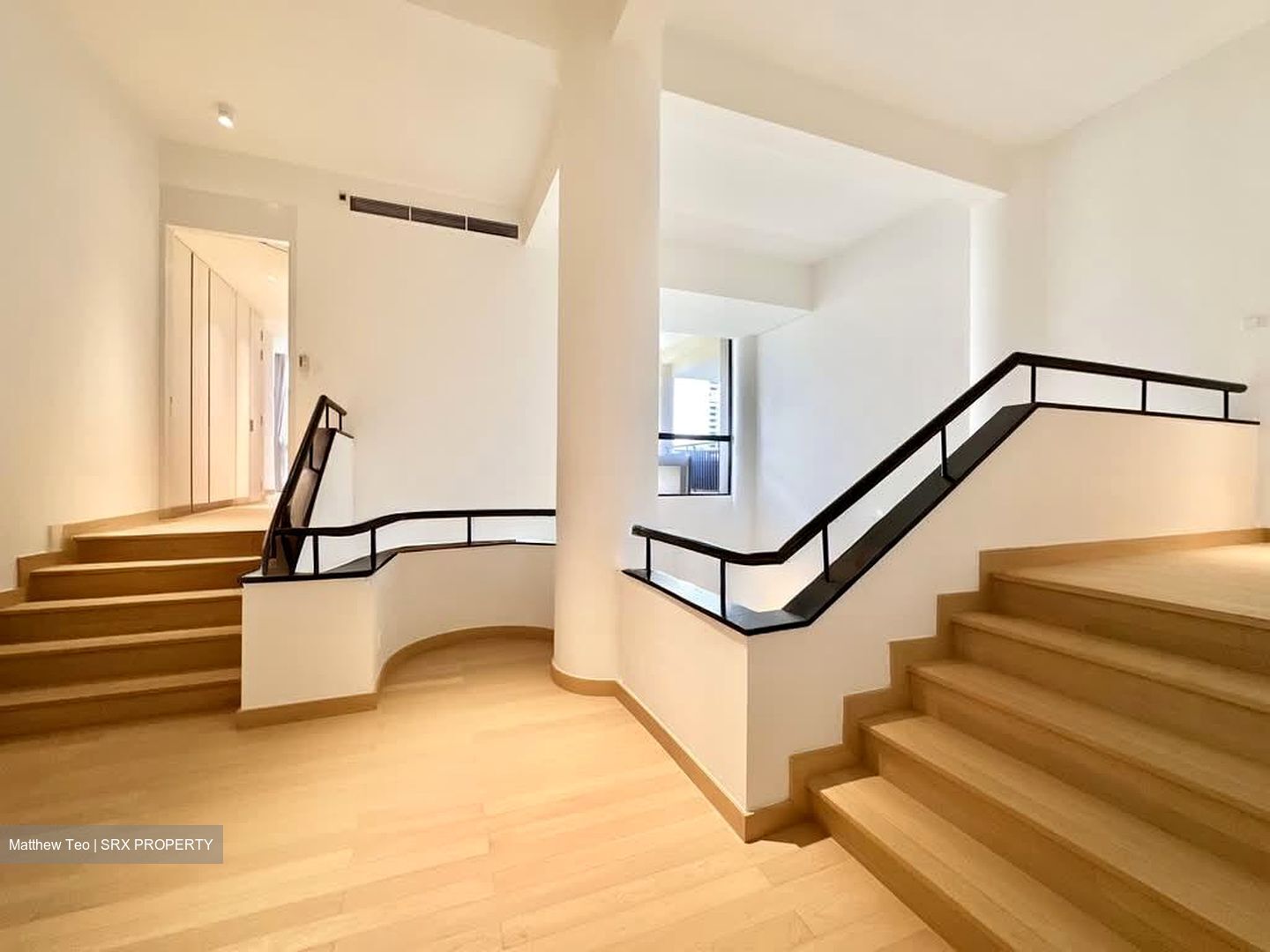 The Colonnade (D10), Condominium #568272031
